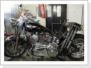 Harley-Davidson Softail, Gabel stark verbogen, Rahmen ist maßhaltig